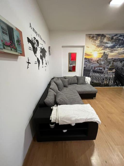 Apartamento En El Centro De Madrid - Atocha Apartment Ngoại thất bức ảnh