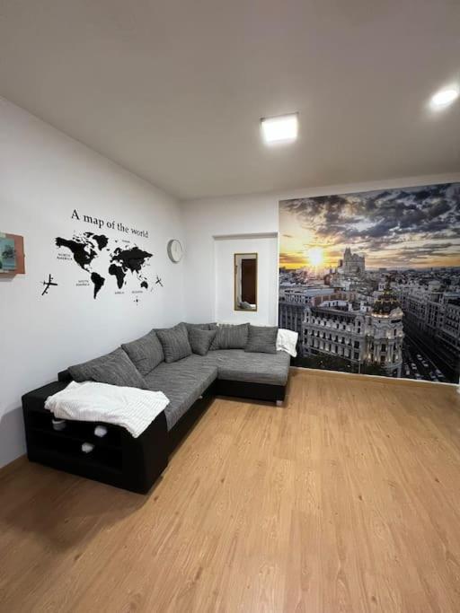 Apartamento En El Centro De Madrid - Atocha Apartment Ngoại thất bức ảnh