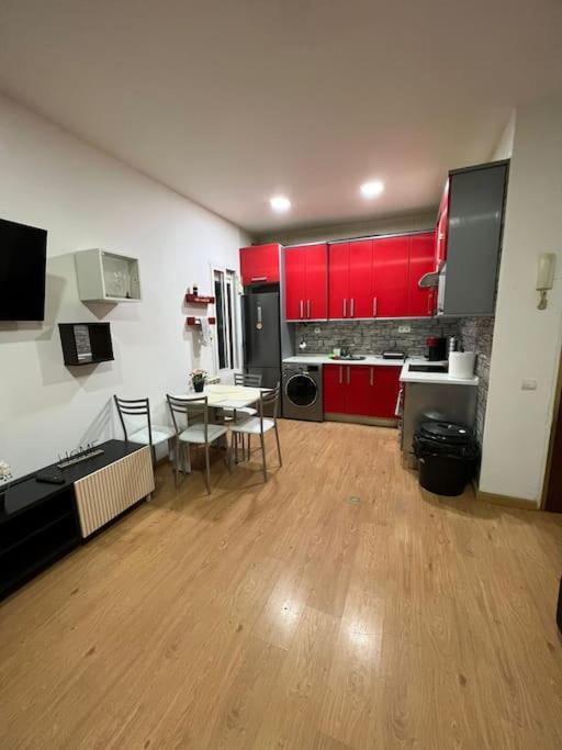 Apartamento En El Centro De Madrid - Atocha Apartment Ngoại thất bức ảnh